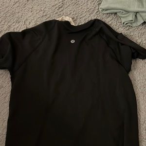 lululemon tshirt